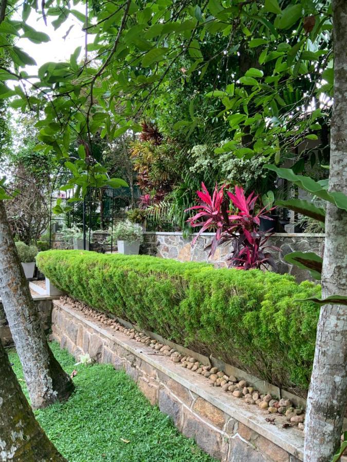 Lali Villa & Fruit Garden Galle Esterno foto